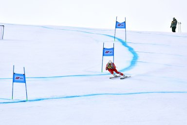 Камчатские горнолыжники взяли три призовых места в первый день соревнований 7