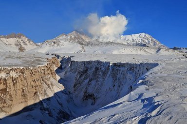 Ученые в Рождество посетили вулкан Шивелуч на Камчатке 5