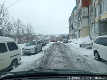 Городские службы продолжают плановую работу по зимнему содержанию улиц в Петропавловске-Камчатском 3