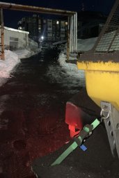 Работы по зимнему содержанию дорог продолжались в ночную смену в Петропавловске-Камчатском 9