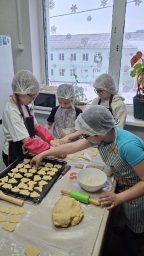 Подарили новогоднее настроение родным и близким юннаты на Камчатке 4