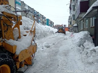 После циклона в две смены трудятся дорожные службы Петропавловска-Камчатского 4