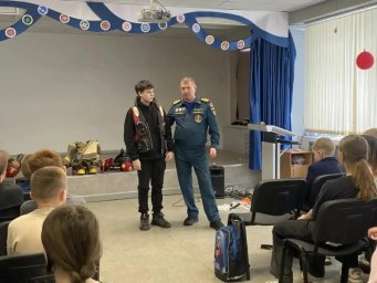 Профилактические занятия по безопасности для учащихся продолжают проводить в Камчатском крае 3