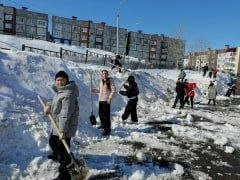 Сезонные работы по содержанию улично-дорожной сети проходят в столице Камчатки 16
