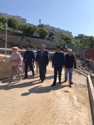На Камчатке руководство прокуратуры проверило ход строительства детского сада в Вилючинске 1