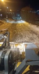 Работы по зимнему содержанию дорог продолжались в ночную смену в Петропавловске-Камчатском 4