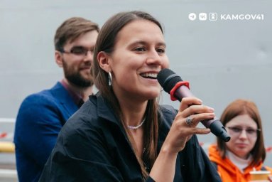 Более 3 000 желающих посетили учебный парусник из Владивостока на Камчатке 1