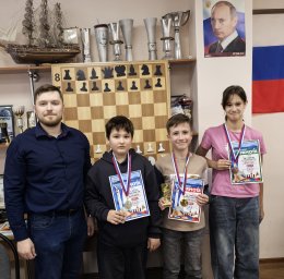 Муниципальный этап Всероссийских соревнований по шахматам «Белая ладья» среди учащихся завершился в Петропавловске-Камчатском 1