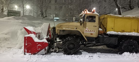Ликвидируя последствия прошлых циклонов, готовится встречать новый удар стихии столица Камчатки 0