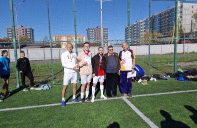 Традиционный турнир по мини-футболу прошел в Елизово на Камчатке 0