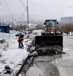 Плановые работы по очистке улиц продолжаются в Петропавловске-Камчатском 0
