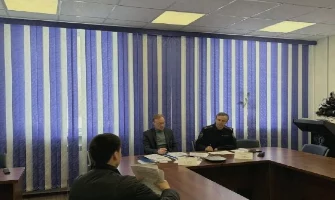 Руководители СК и Гострудинспекции совместно приняли граждан по жалобам на задержки зарплаты на Камчатке