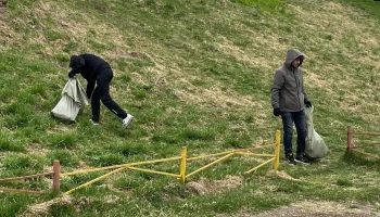 Несмотря на непогоду состоялся субботник в Петропавловске-Камчатском Несмотря на непогоду состоялся субботник в Петропавловске-Камчатском