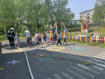 Конкурсы и занятия с детьми на тему соблюдения правил безопасности проводят на Камчатке 2