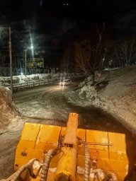 Уборка городских территорий продолжается в столице Камчатки 7