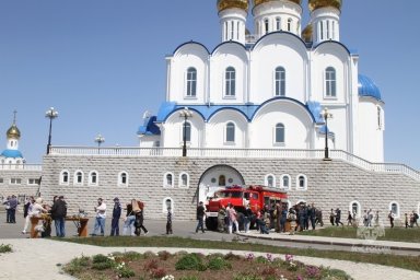 Сотрудники МЧС России приняли участие в военно-патриотической игре для школьников на Камчатке 6