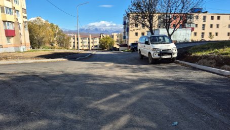 Работы по благоустройству микрорайона Мишенного-3 находятся на контроле властей Петропавловска-Камчатского 3