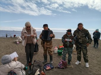 Камчатские аборигены поблагодарили море за щедрость 4