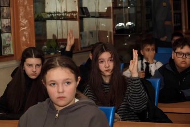 Школьники познакомились с историей становления милиции и полиции на Камчатке 3