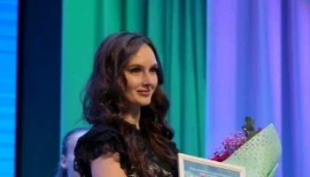 Лауреатом регионального этапа Всероссийского конкурса &laquo;За нравственный подвиг учителя&raquo; стала педагог с Елизово на Камчатке