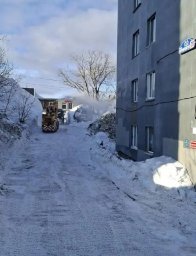 Уборка городских территорий продолжается в столице Камчатки 5