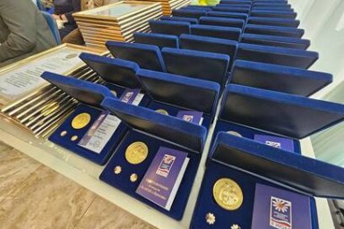 Медали «За любовь и верность» вручили 41 семье на Камчатке 8