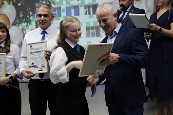 Дополнительная поддержка за трудовые достижения ожидает педагогов Камчатки 4