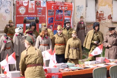 В честь 80-летия Победы прошел международный танцевальный флешмоб «Эхо Побед» 5