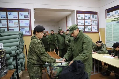 На Камчатке мобилизованные граждане получили экипировку и тактическое обмундирование