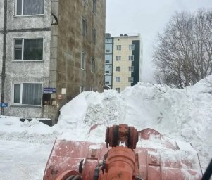 Городские службы продолжают плановую работу по зимнему содержанию улиц в Петропавловске-Камчатском 8