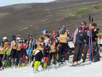 Первенство ДФО по горнолыжному спорту стартовало на Камчатке 18