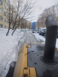 Продолжают борьбу со снегом и льдом коммунальные службы Петропавловска-Камчатского 1