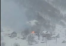 Двух детей эвакуировали с места пожара в частном секторе Петропавловска-Камчатского