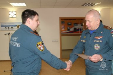 Камчатской специализированной пожарно-спасательной части МЧС России исполнилось 33 года 1