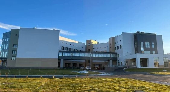 Губернатор прояснил причины задержки открытия нового медучреждения на Камчатке