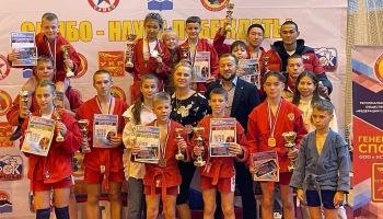 Звание «Заслуженный тренер России» получила известная самбистка с Камчатки 1