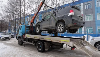 Рейд у средней школы № 8 Елизова провели сотрудники Госавтоинспекции на Камчатке