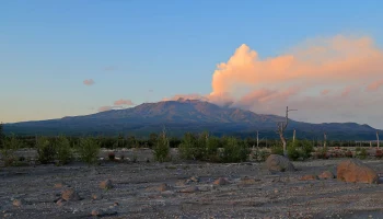 Опасно активизировался вулкан Шивелуч на Камчатке