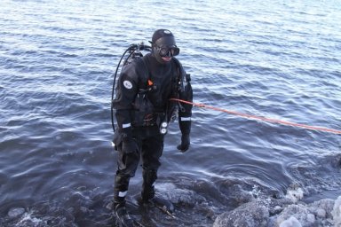 Спасатели–водолазы провели тренировку в районе бухты Малой Лагерной на Камчатке 4