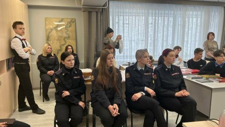 С уникальными архивными документами познакомились студенты Камчатки 6