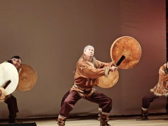 Ансамбль «Мэнго» выступает с гастролями на севере Камчатки 2