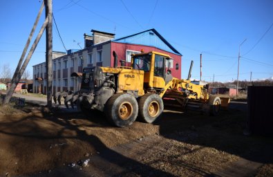 Ремонт переходного покрытия дорог местного значения ведётся в посёлке Раздольном на Камчатке 1 Ремонт переходного покрытия дорог местного значения ведётся в посёлке Раздольном на Камчатке 1