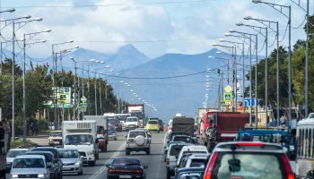 Автомобильное движение вернется на две полосы по улицам Ленинской и Советской в Петропавловске-Камчатском Автомобильное движение вернется на две полосы по улицам Ленинской и Советской в Петропавловске-Камчатском
