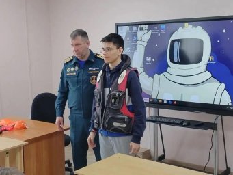 Профилактические занятия по безопасности для учащихся продолжают проводить в Камчатском крае 4