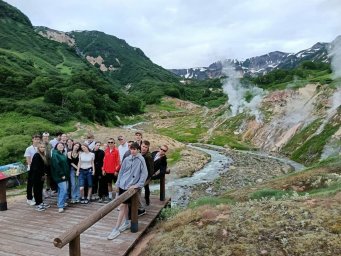 Бесплатно посетили Долину гейзеров выпускники Камчатки 2