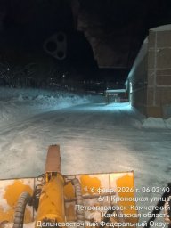 Коммунальные и дорожные службы чистят и расширяют основные магистрали в Петропавловске-Камчатском 6