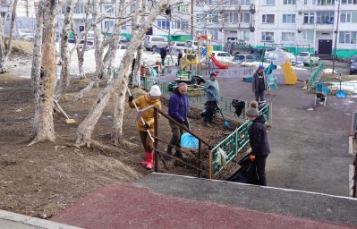 Активно поддержали субботники жители Петропавловска-Камчатского 2