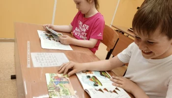 Экологический урок для школьников провели сотрудники природного парка «Вулканы Камчатки» Экологический урок для школьников провели сотрудники природного парка «Вулканы Камчатки»
