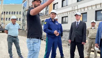 Замгенпрокурора России лично проверил ход работ по строительству социально-значимых объектов Камчатки