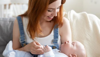 Почему грудное молоко лучше не заменять смесью: разбор фактов